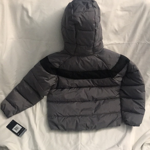 New kids puffer jacket. - Picture 2 of 6